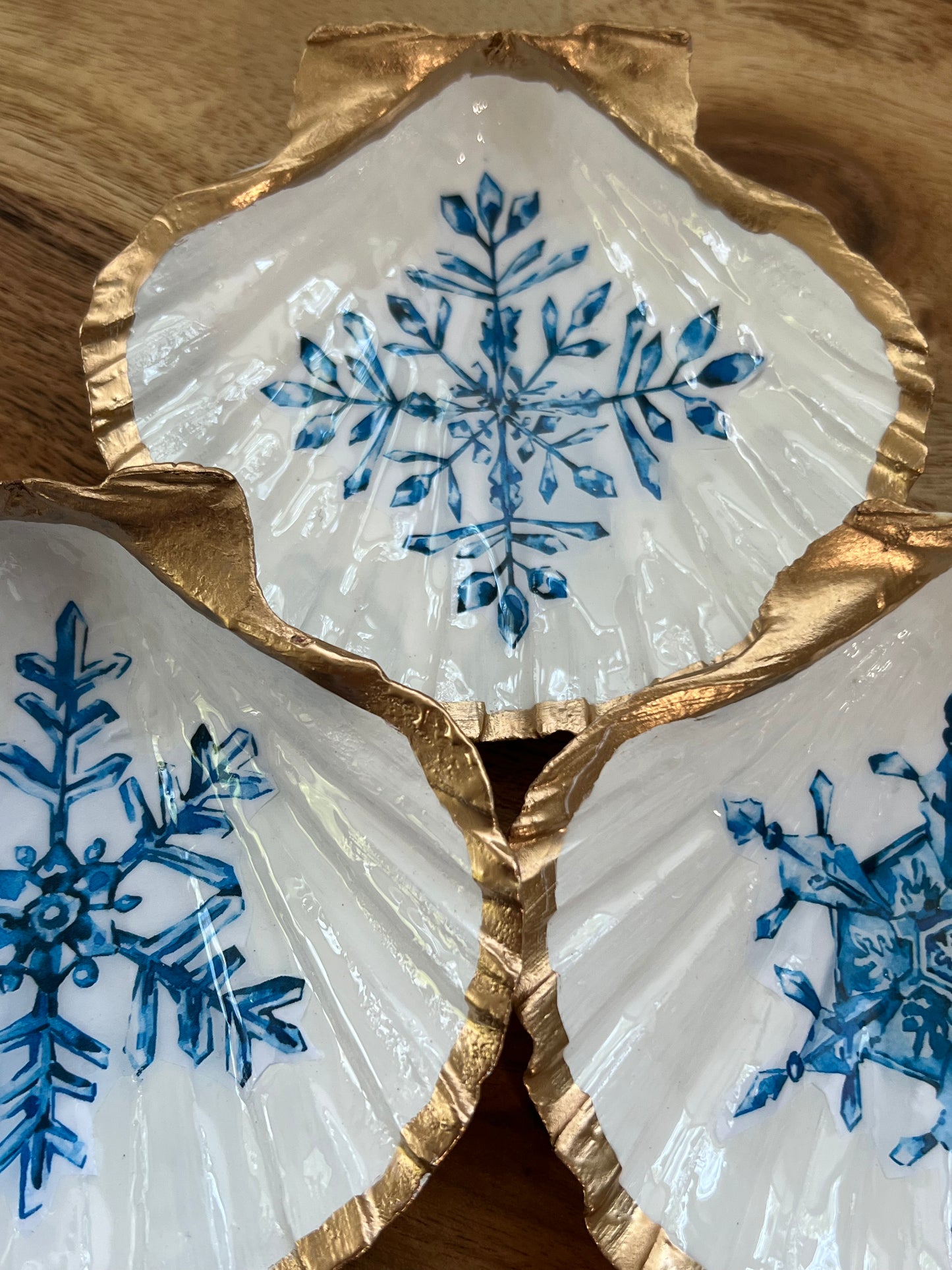 Snowflakes Hanging Shells