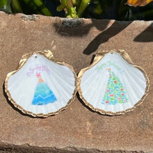 Load image into Gallery viewer, Beachy Christmas Trees Shells