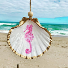 Load image into Gallery viewer, Sea Creature Hanging Shells