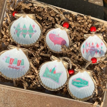 Load image into Gallery viewer, Retro Christmas Shells Mini 6 Pack