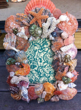 Load image into Gallery viewer, Sea Holly Frame