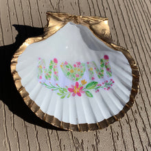 Load image into Gallery viewer, Mother’s Day Trinket Shells