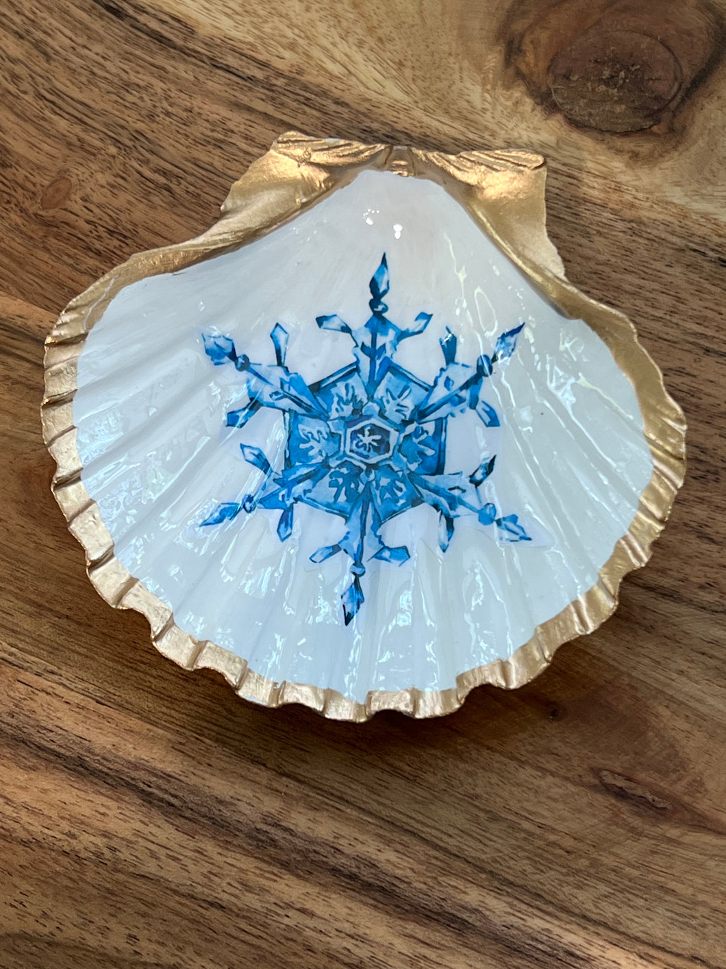 Blue Snowflakes Hanging Shells