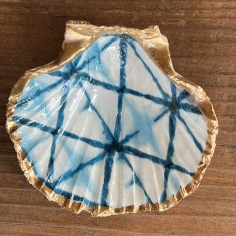 Cross Hatching Shell Chinoiserie Shell Decor | Blue & White & Preppy Designs – DogFish Design 13