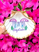 Load image into Gallery viewer, Friends That Lilly Shells
